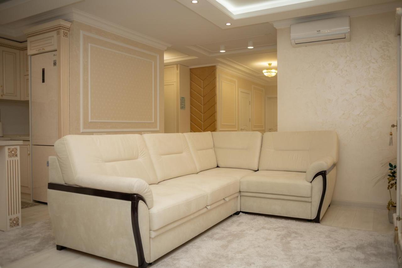 Center Candle Apartment Kişinev Dış mekan fotoğraf