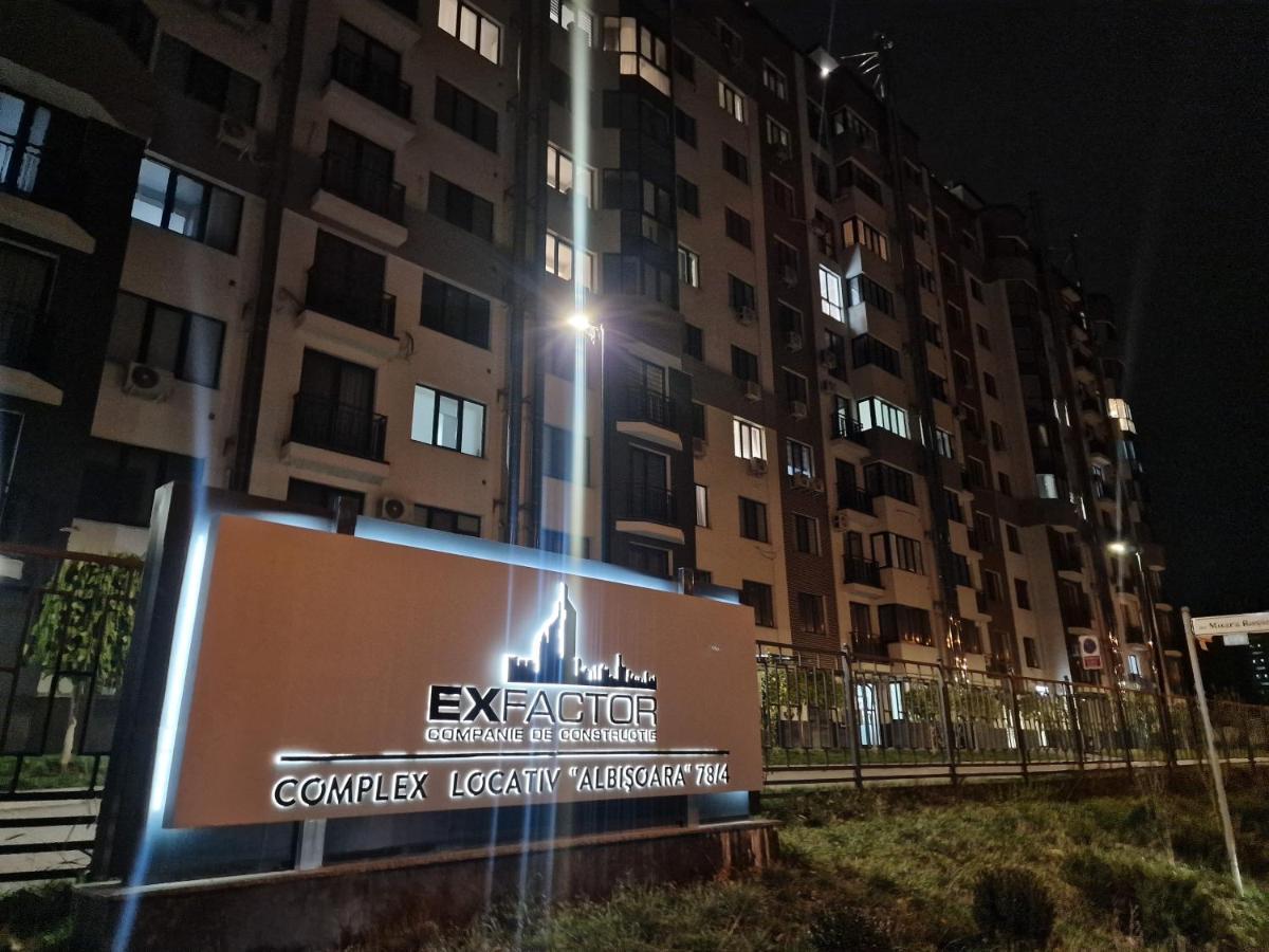 Center Candle Apartment Kişinev Dış mekan fotoğraf